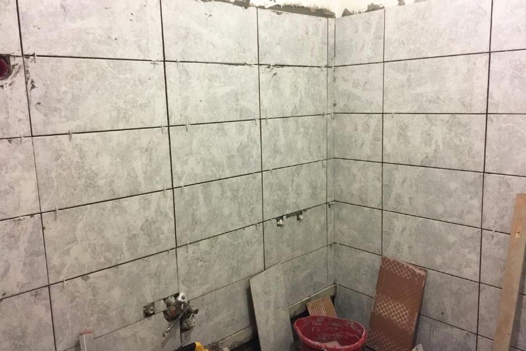קאנבה חדר אמבטיה בשיפוץ